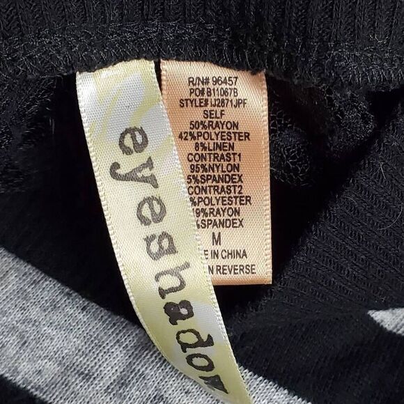 Eyeshadow Medium Black/Gray Sweater - Picture 3 of 5